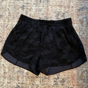 Lululemon shorts camo print